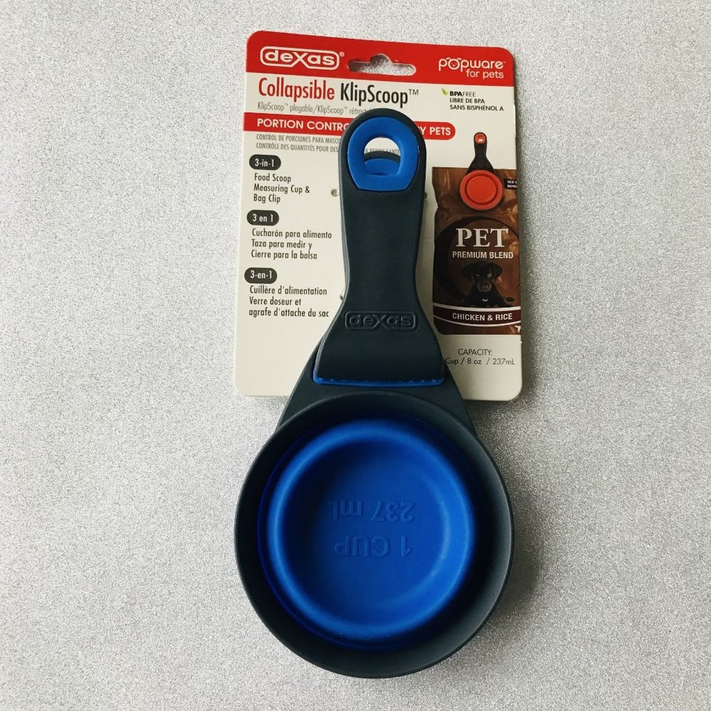 Dexas KlipScoop Collapsible Popware- 1 Cup 8 oz Blue /Gray  Pet Food Clip